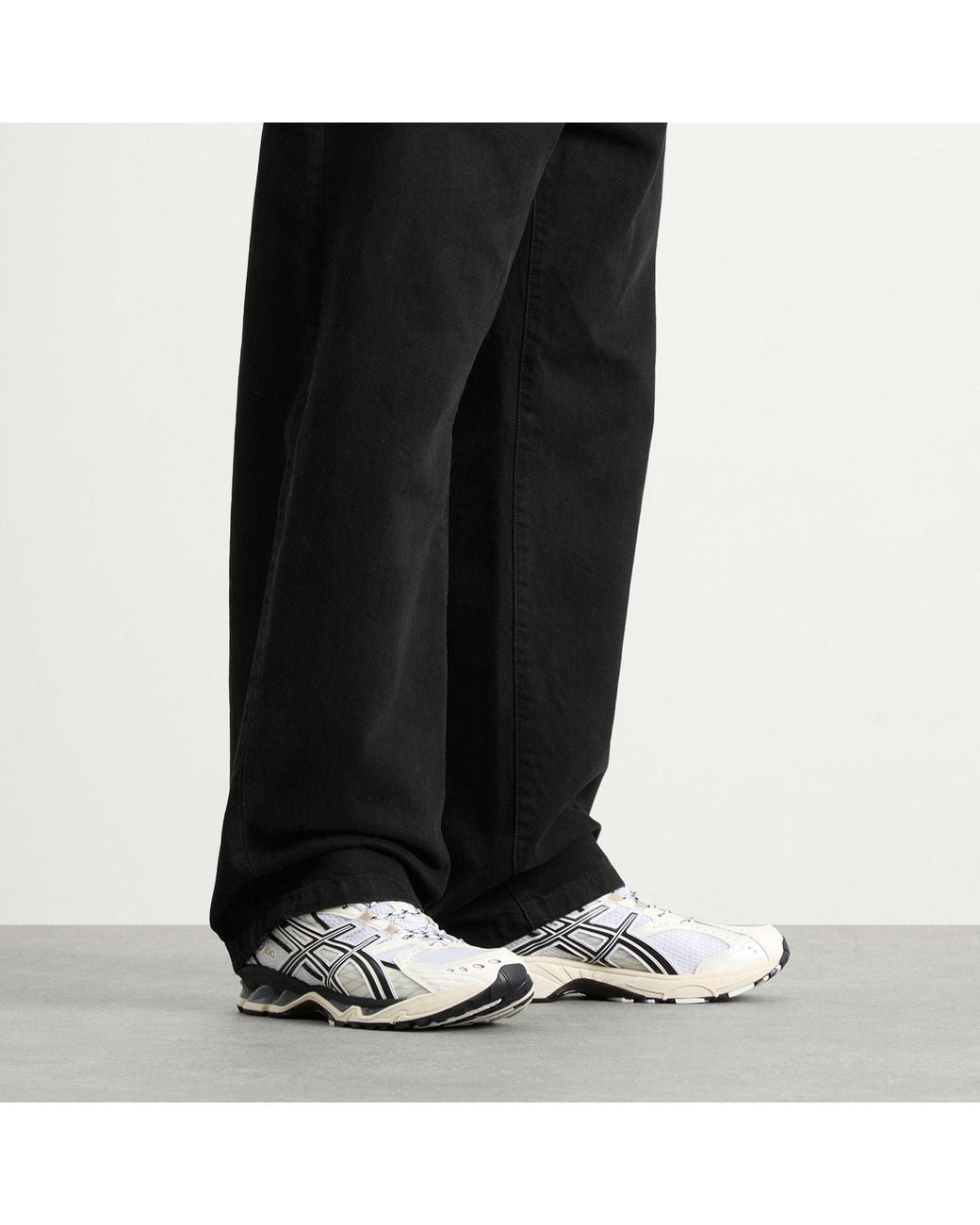 Asics White Gel-Nimbus 10.1 Sneakers