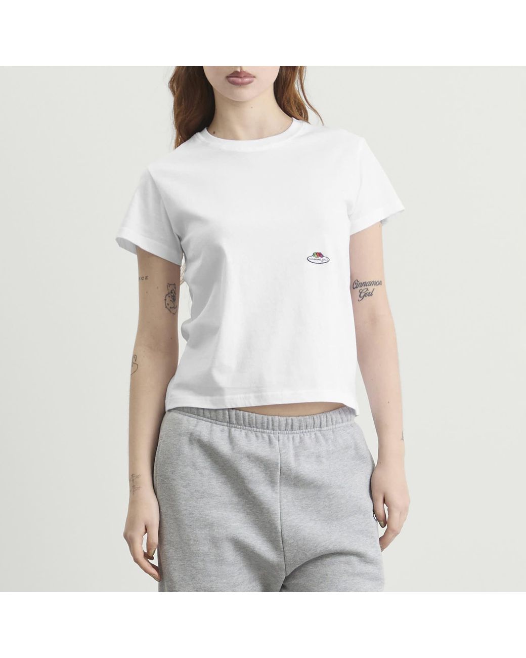 HOMMEGIRLS White X Fruit Of The Loom Classic T-Shirt