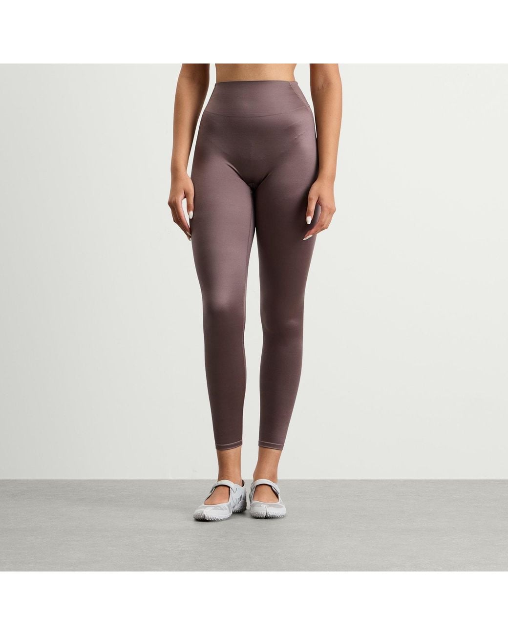Nike Brown X Skims Shine Bonded Waist Legging 26 Inch