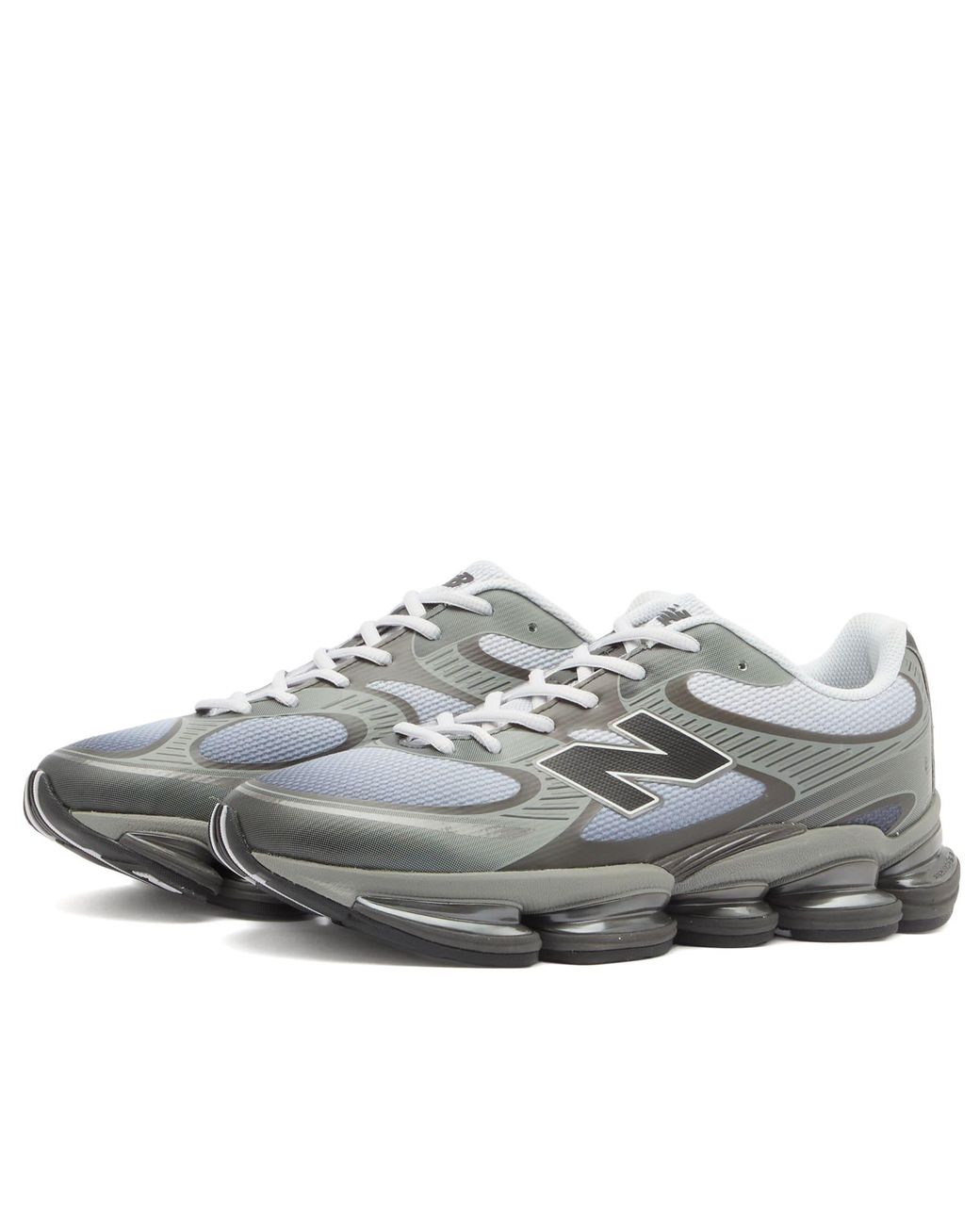 New Balance Gray 2000 Sneaker