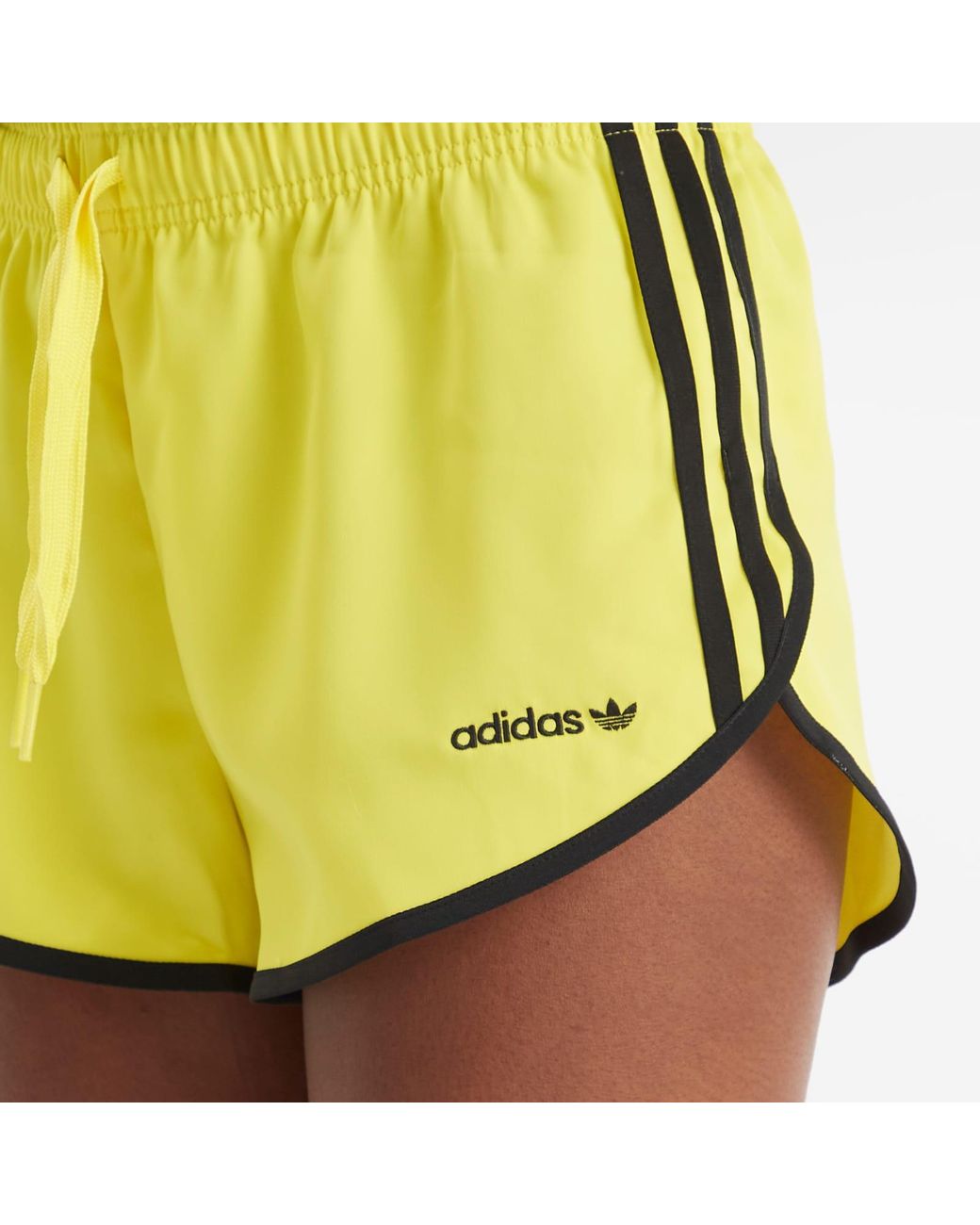 【ADIDAS】Short Sprinter Short Pants - Yellow / JD3611 ADIDAS SPRINTER SHORTS JD3611 Women's Yellow