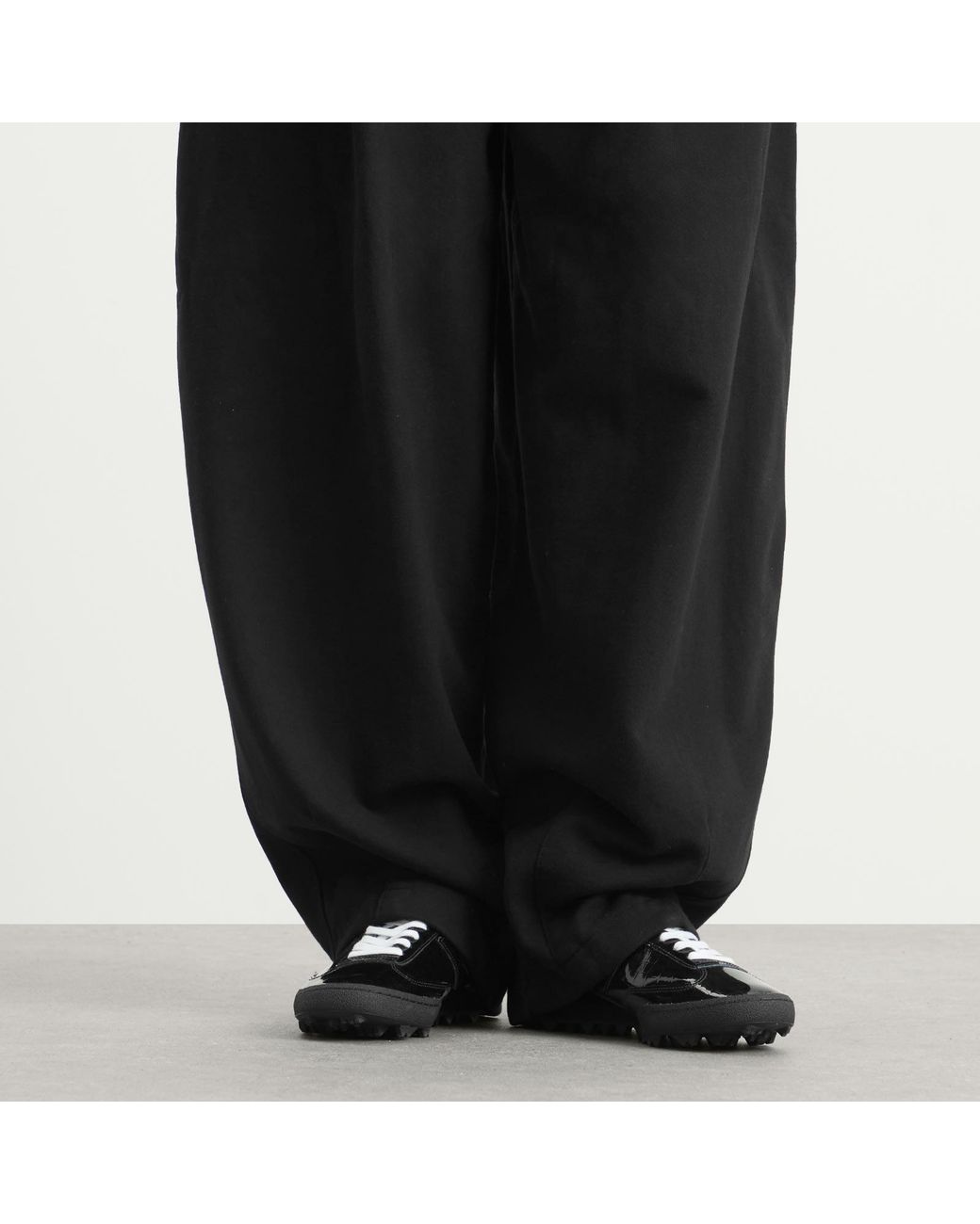 New Balance Black Gator Run Sneaker