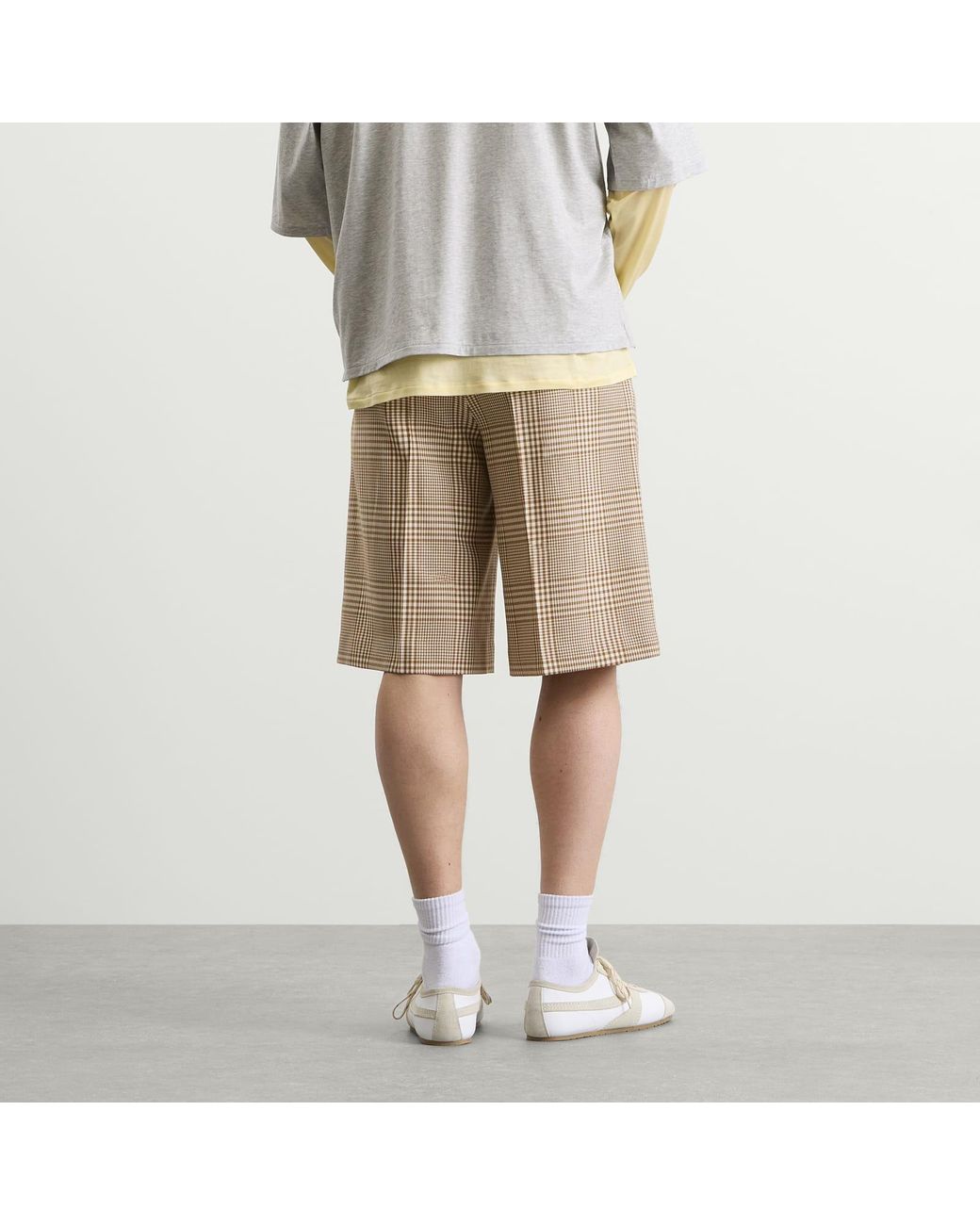 AMI Natural Prince Of Wales Check Tailored Short for men