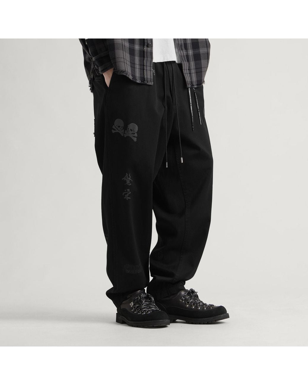 MASTERMIND WORLD Black Doodle Print Regular Easy Pants for men