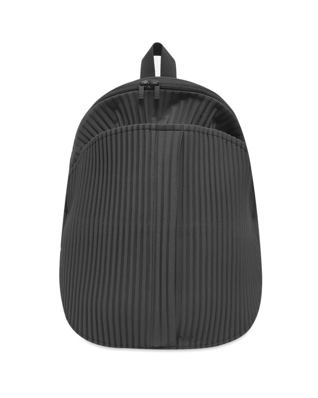 Homme Plissé Issey Miyake Pleated Arc Backpack in Gray for Men | Lyst