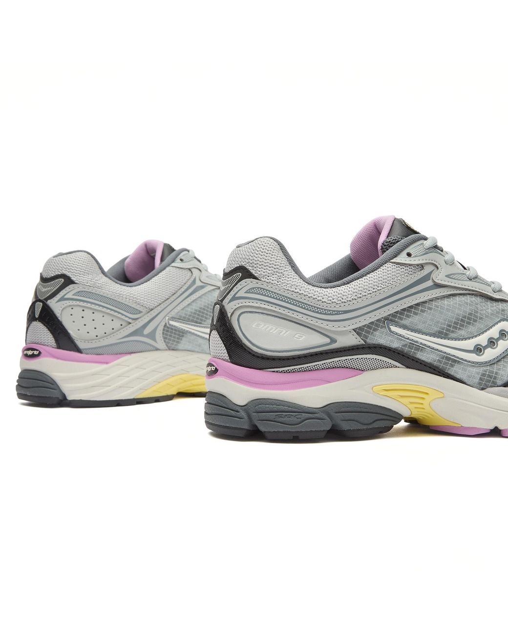 Saucony White Progrid Omni 9 Sneaker for men