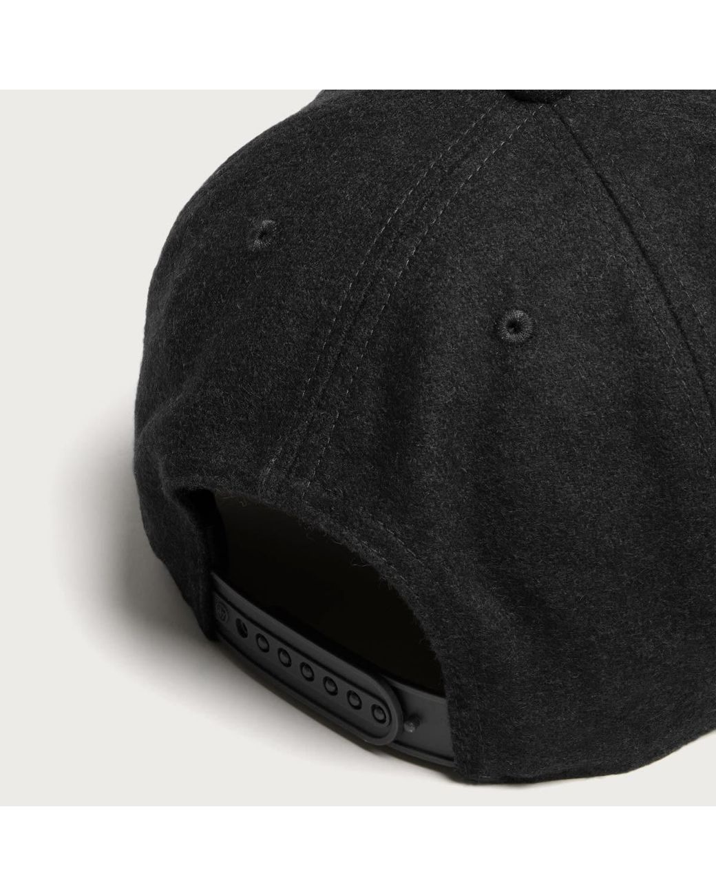 END. Black Monogram Hitch Lc Cap