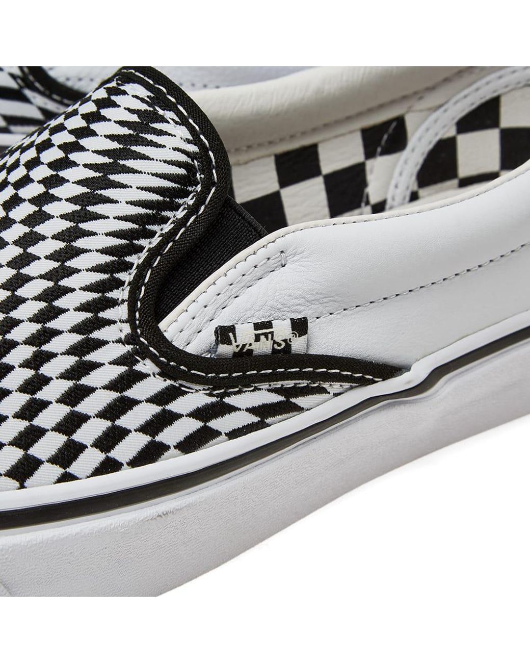 end x vans vertigo slip on