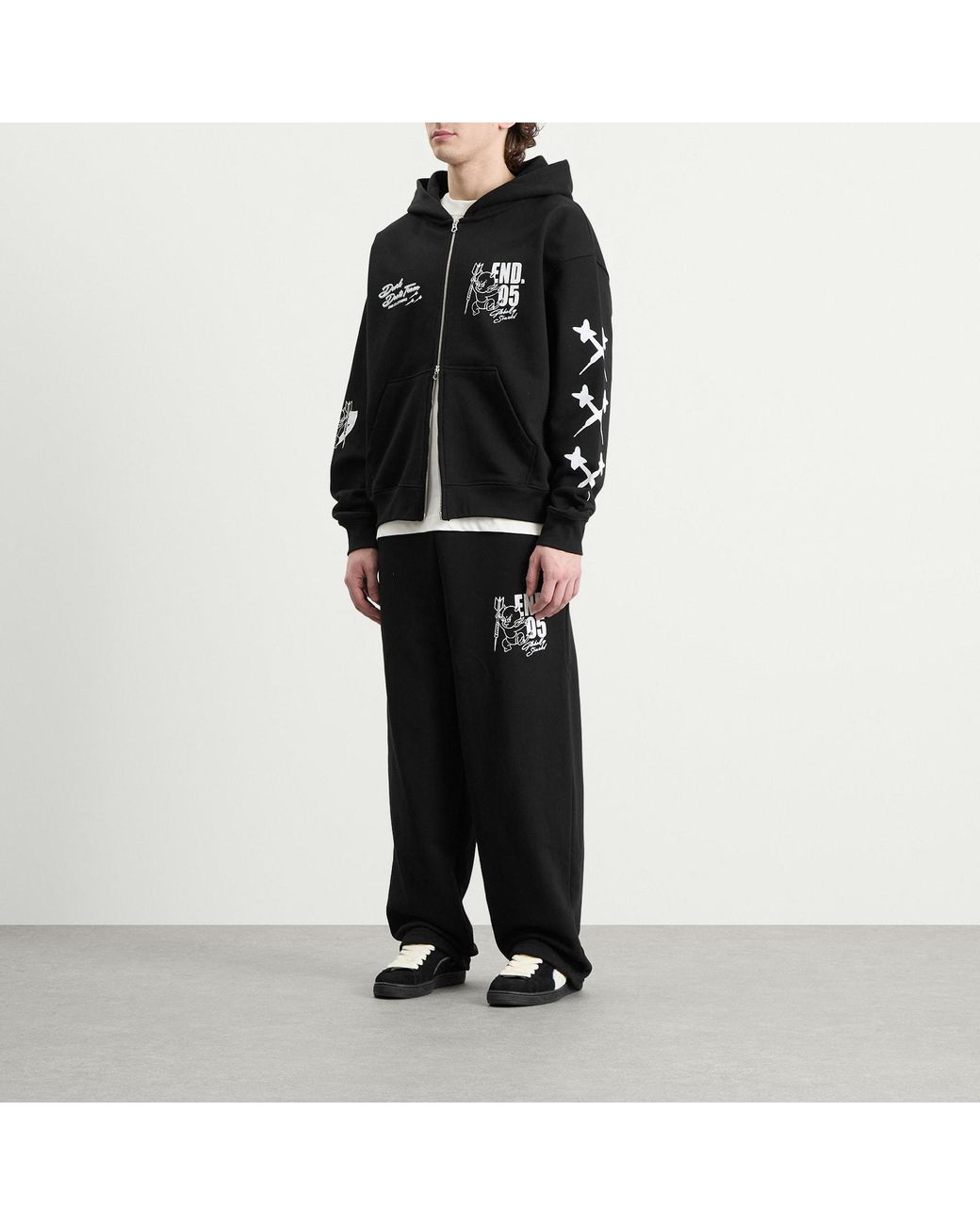 END. Black Devils Darts Team Zip-Hoodie