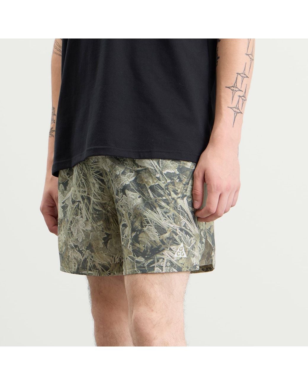 Nike Green Acg Essential 6" Camo Short for men