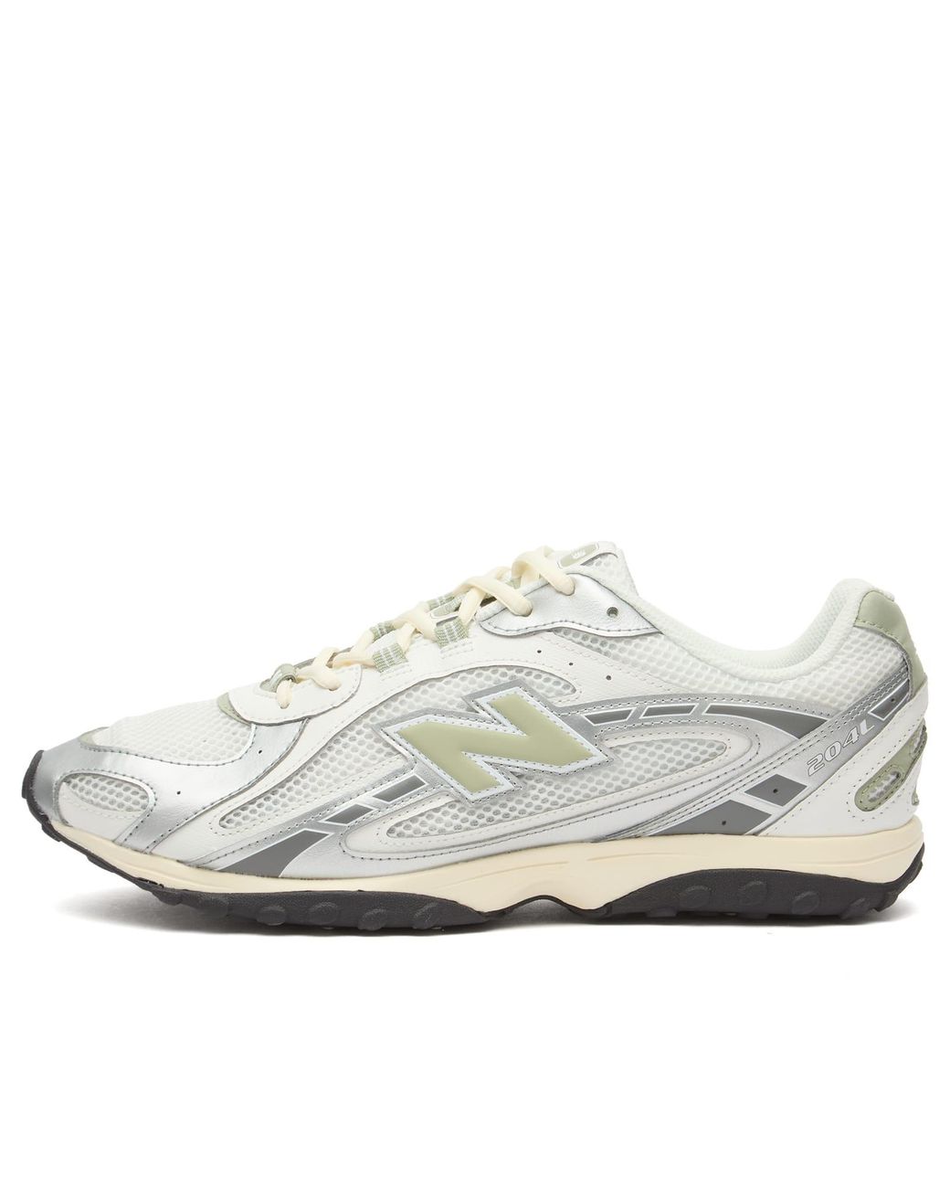 New Balance White 204L Sneaker