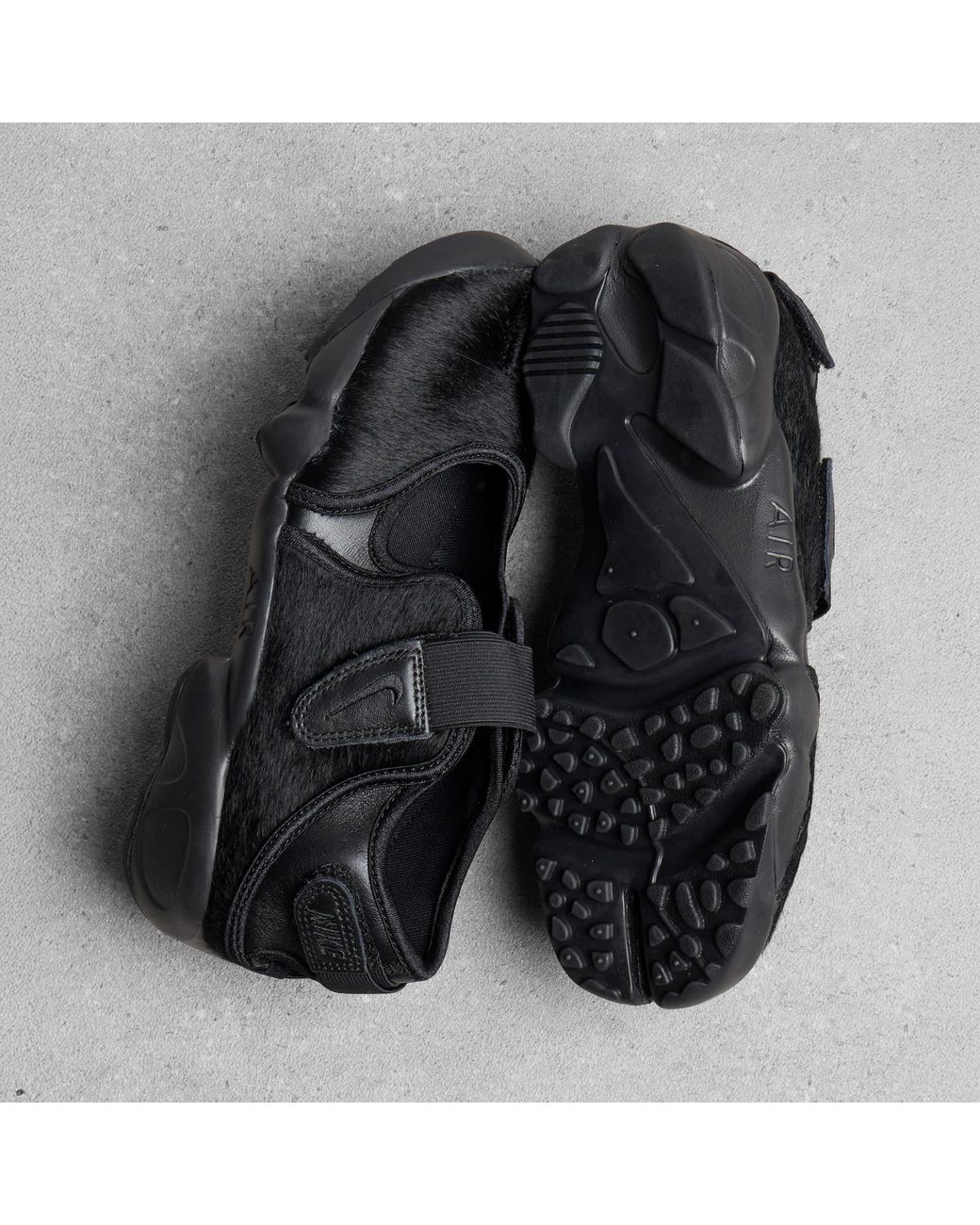 Nike Black W Air Rift Pony Sneaker
