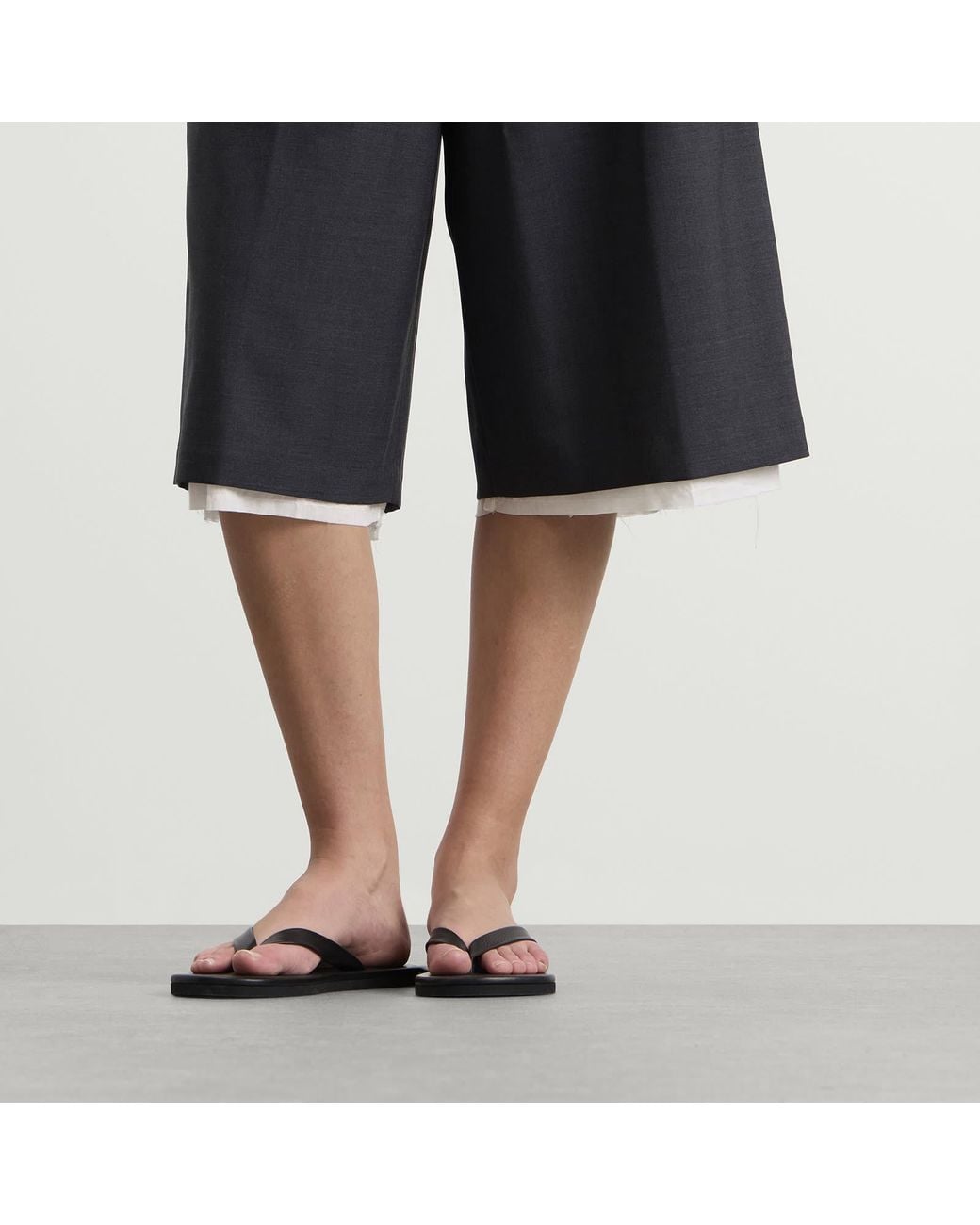 Auralee Black Soft Leather Flip-Flops