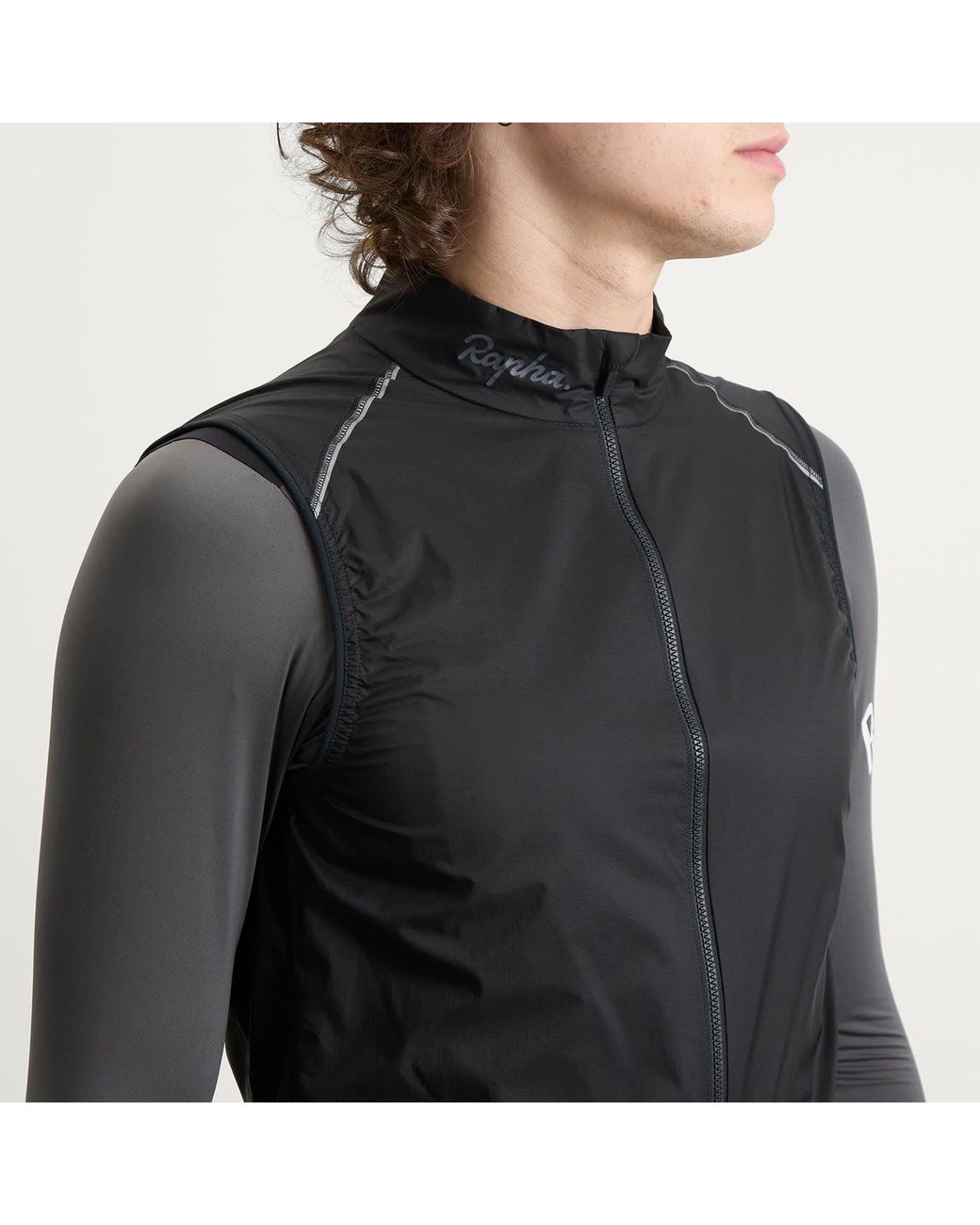 Rapha Black Brevet Element Gilet Jacket for men