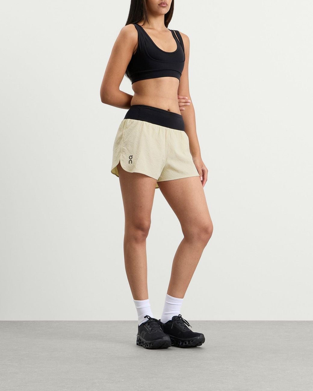 On Shoes Natural Performance Volt Shorts