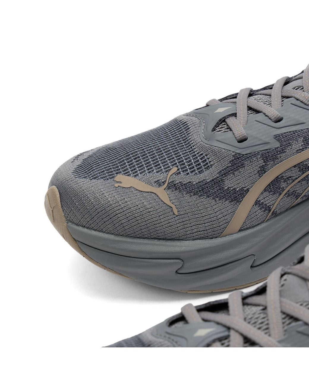 PUMA Gray Deviate Nitro 4 Sneaker for men