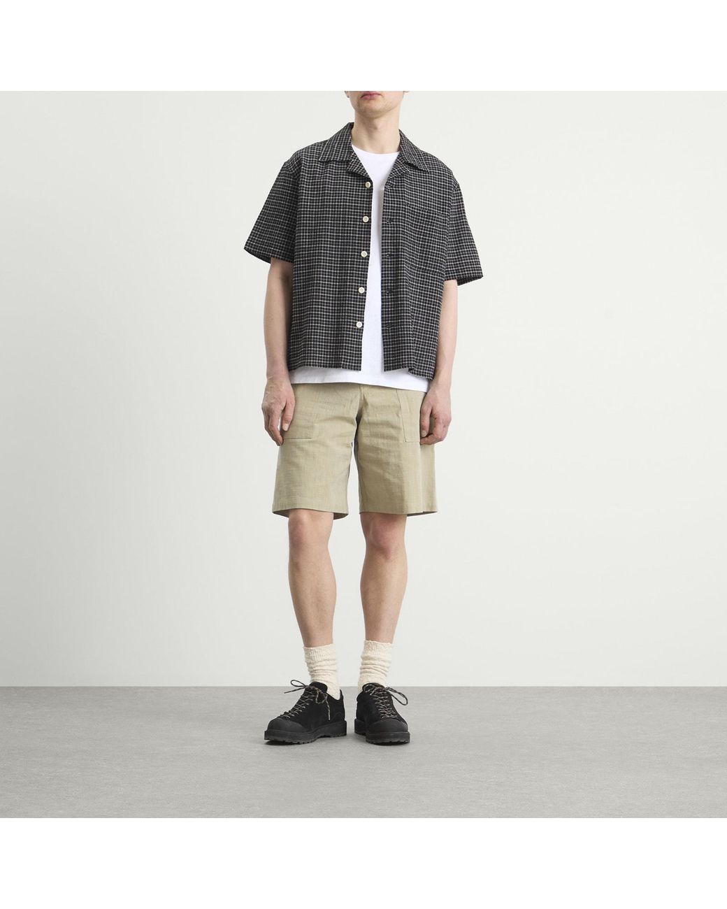 Cafe Mountain Black Loose Check Vacation Shirt for men