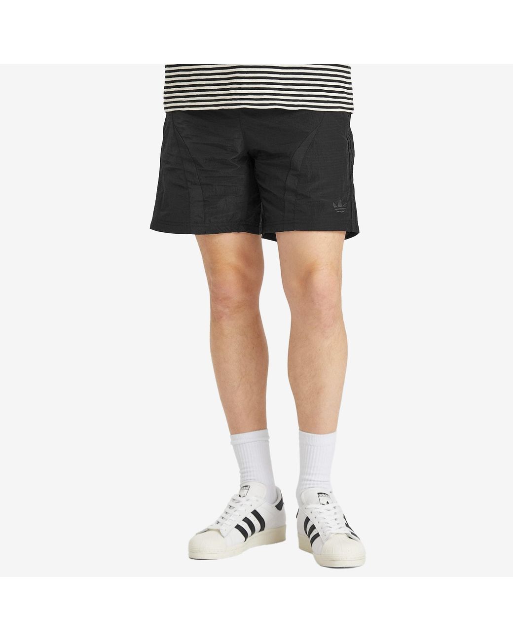 00s ” adidas ” Short Pants L SPAIN NT ⁄ 1999-2000 - ADIDAS - vintage MENS football Shorts ⁄ Pants. Size:  M