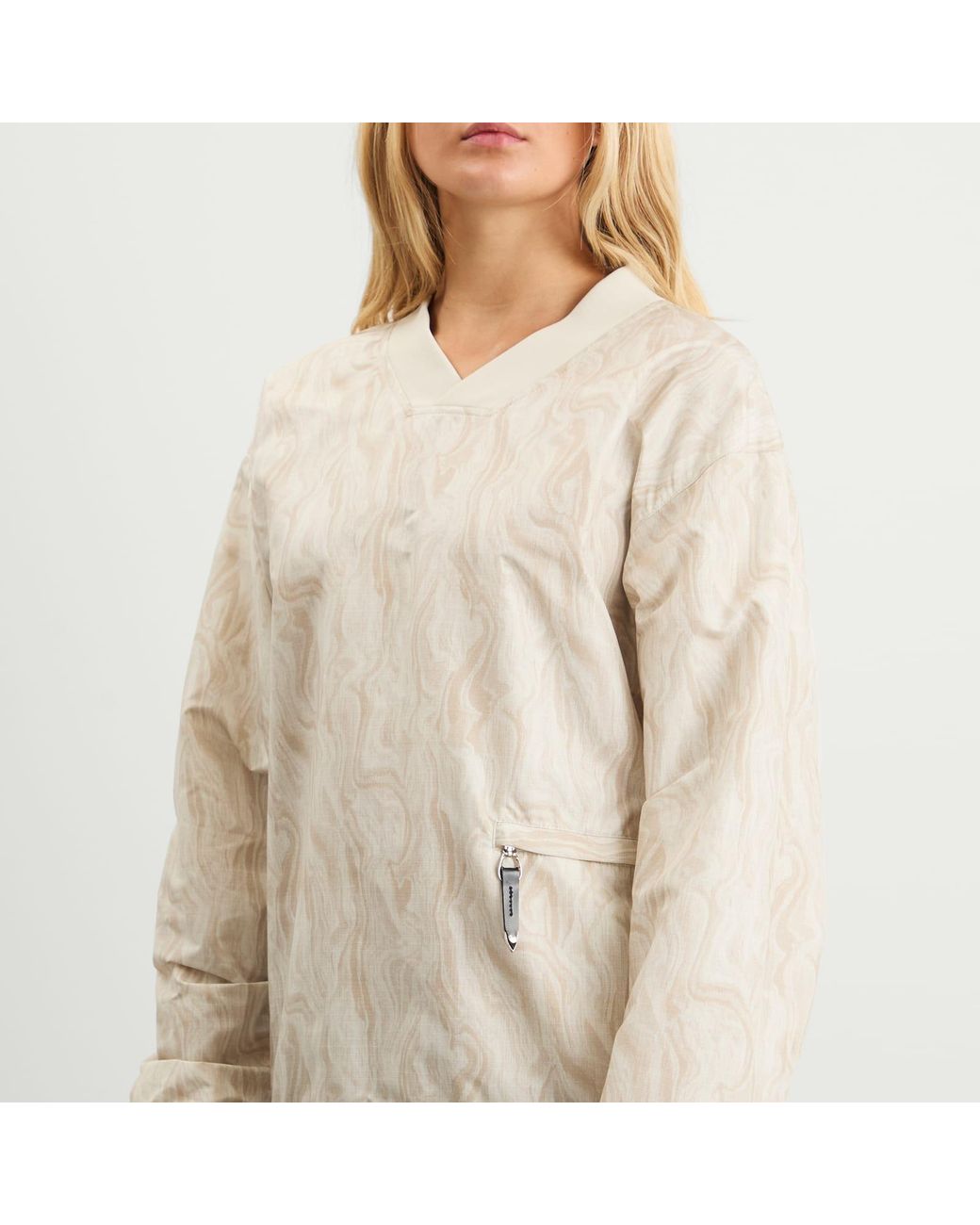 Toga Natural V-Neck Ripstop Pullover
