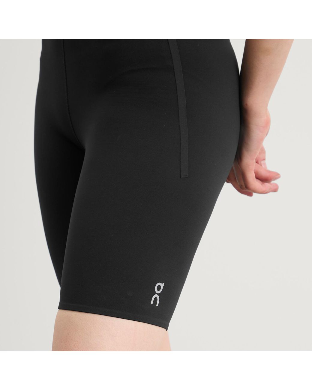 On Shoes Black Train Tights 1/2