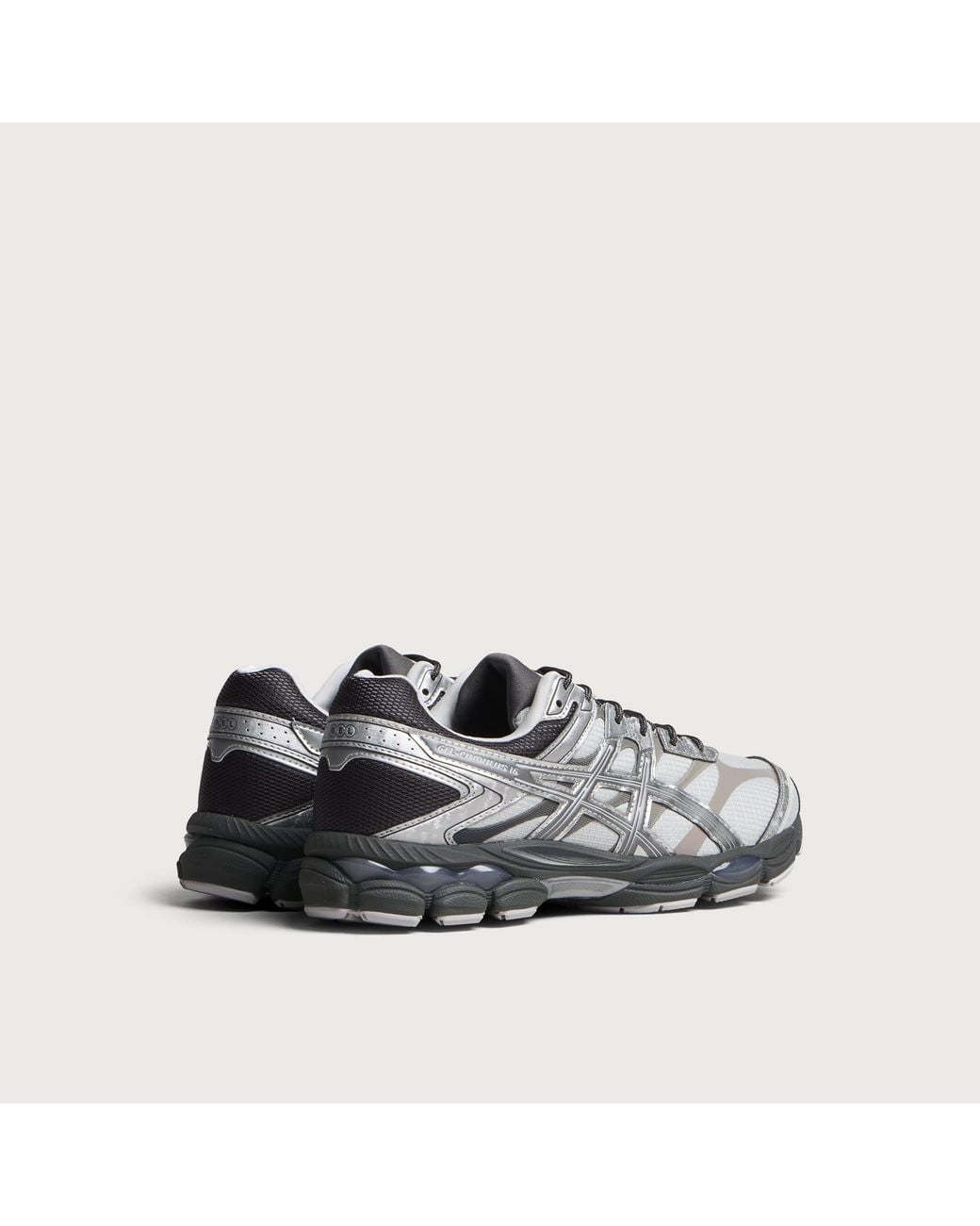Asics Gray Gel-Cumulus 16 Sneaker