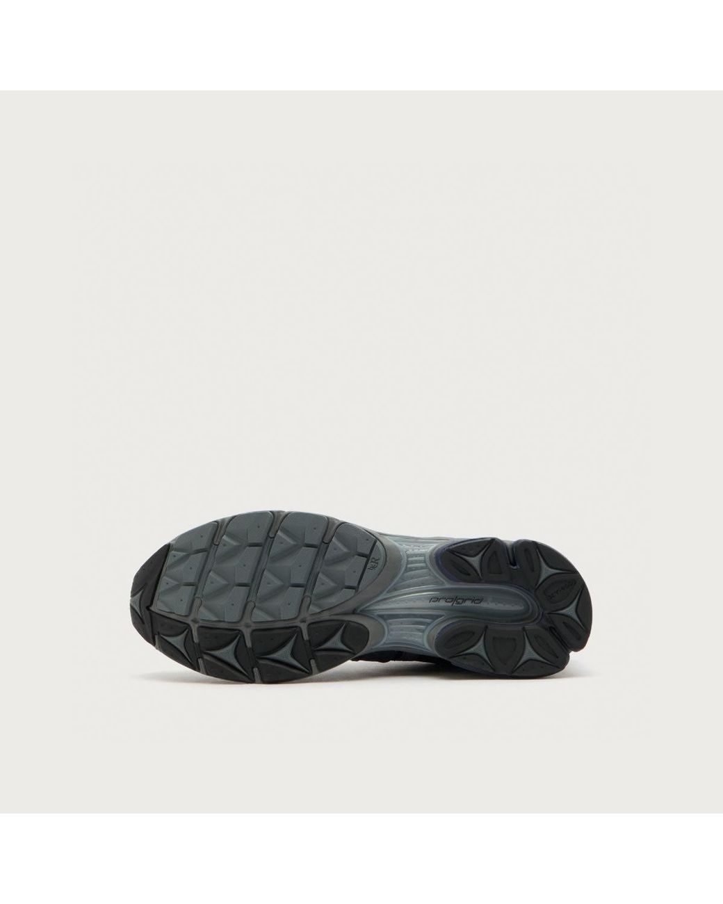 Saucony Black Progrid Paramount Sneaker for men