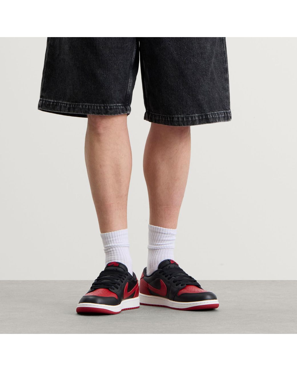 Nike Red 1 Retro Low Og Sneaker for men