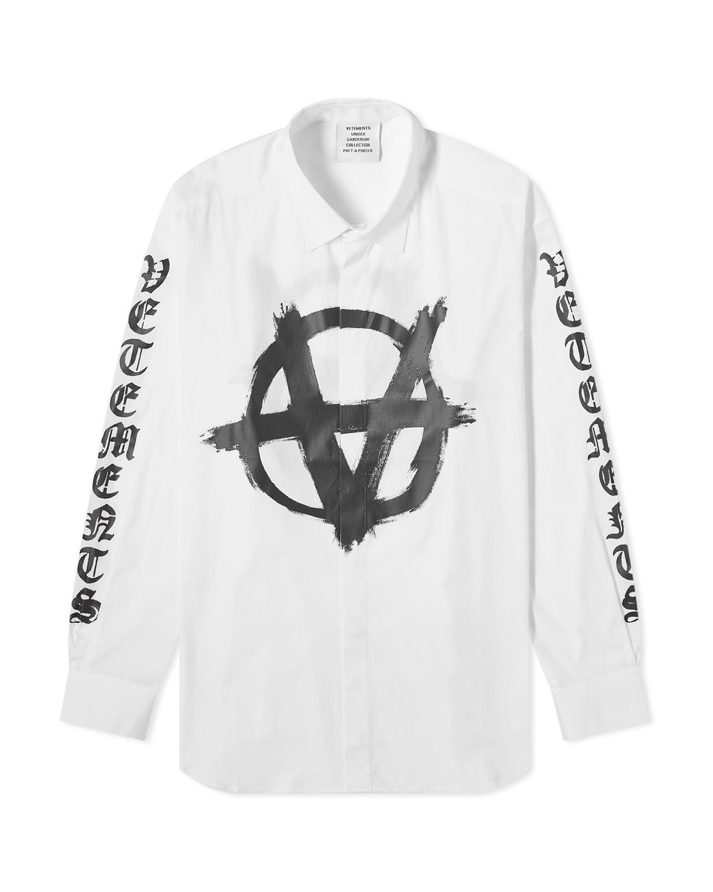 【関税込み】VETEMENTS グレー Double Anarchy Tシャツ VETEMENTSのグレー Double Anarchy Tシャツがセール中