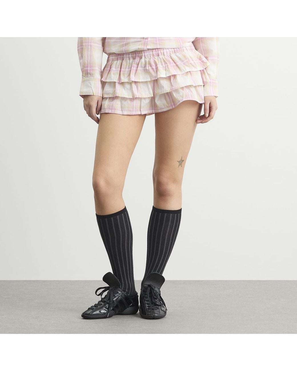 GIMAGUAS Pink Jardin Shorts