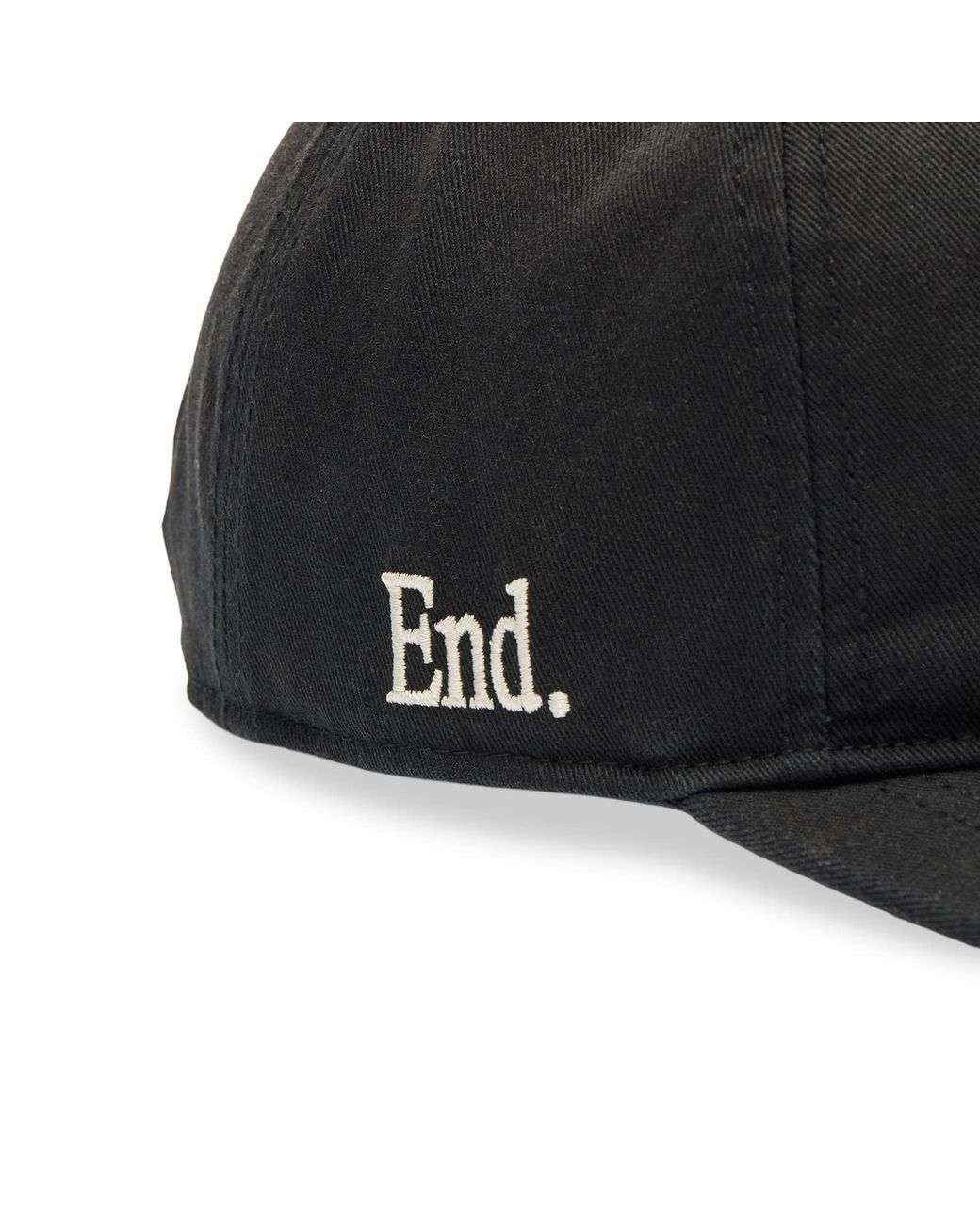 END. Black Whippet Hitch Cap