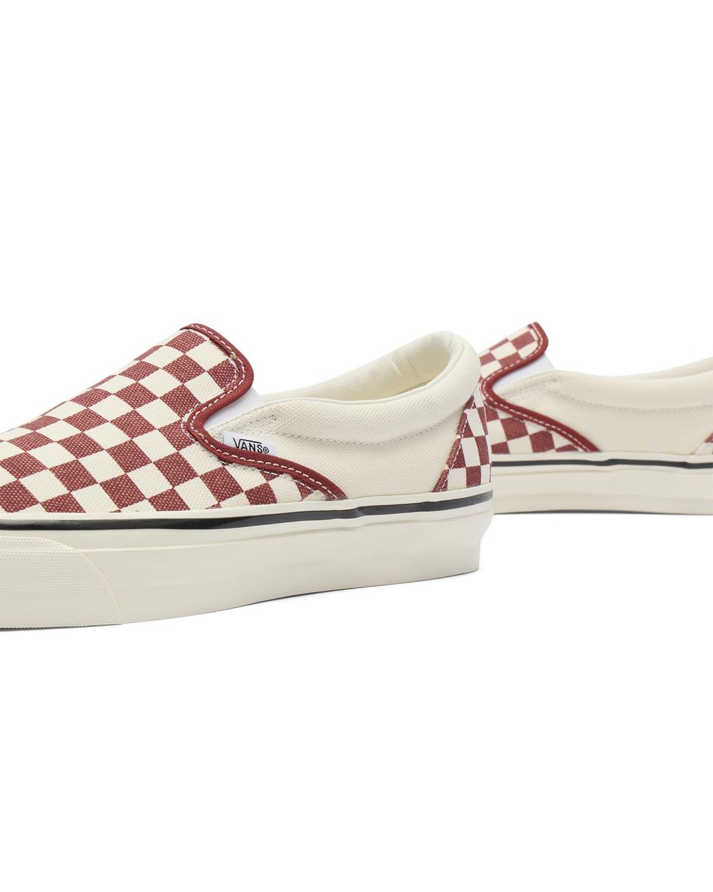Vans Pink Lx Classic Slip-On 98 Sneaker