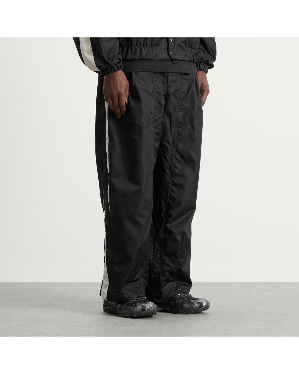 GOOPiMADE Black End. X Sage Pants for men