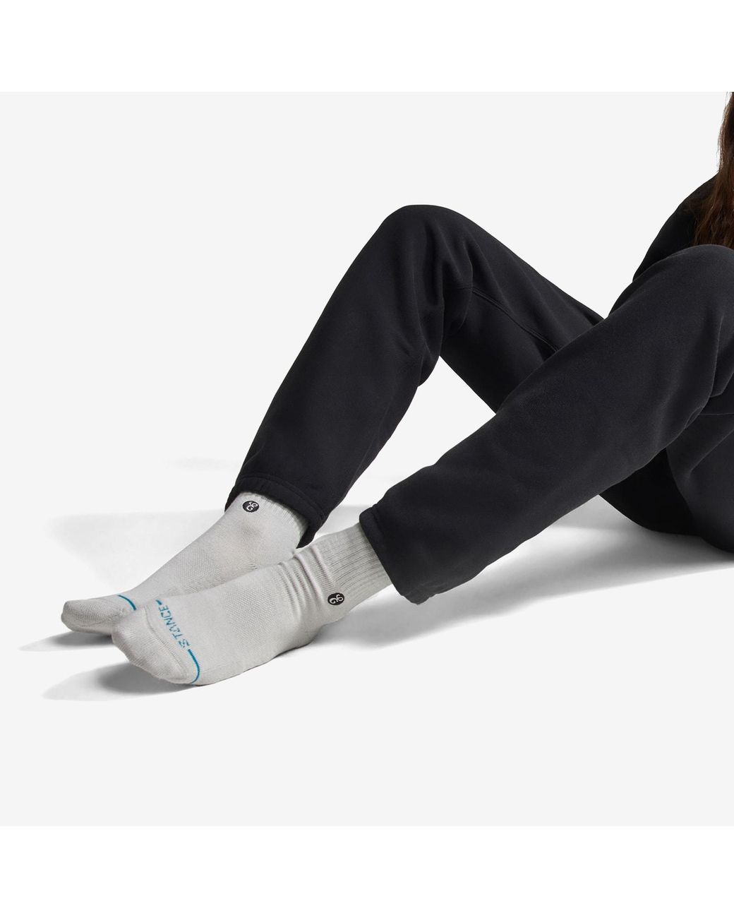 E by END. White Stance For Basic Crew 3-Pack