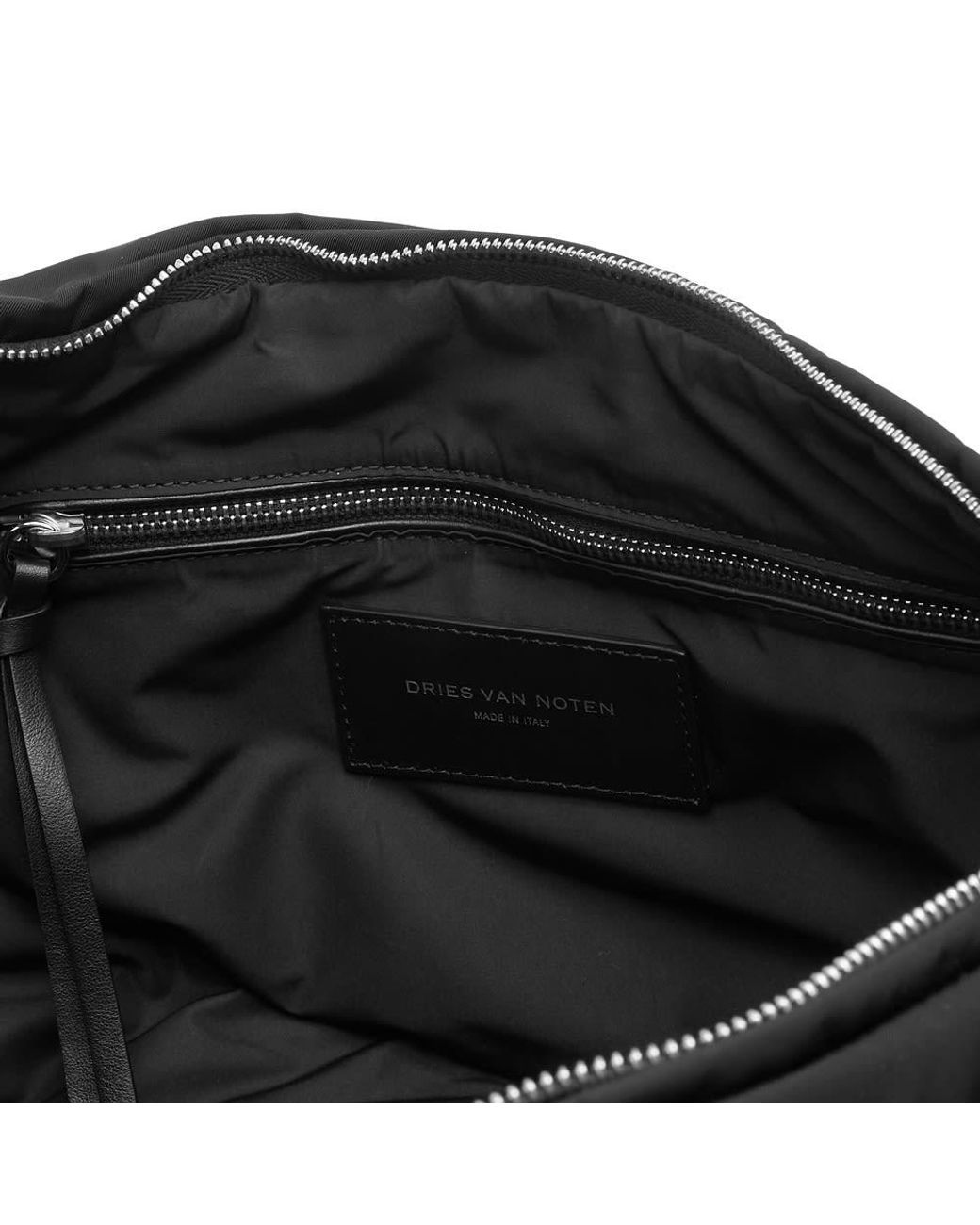 【Dries Van Noten】 レザー クロスボディバッグ ブラック 容量たっぷり《Dries van Noten》レザークロスボディバッグ