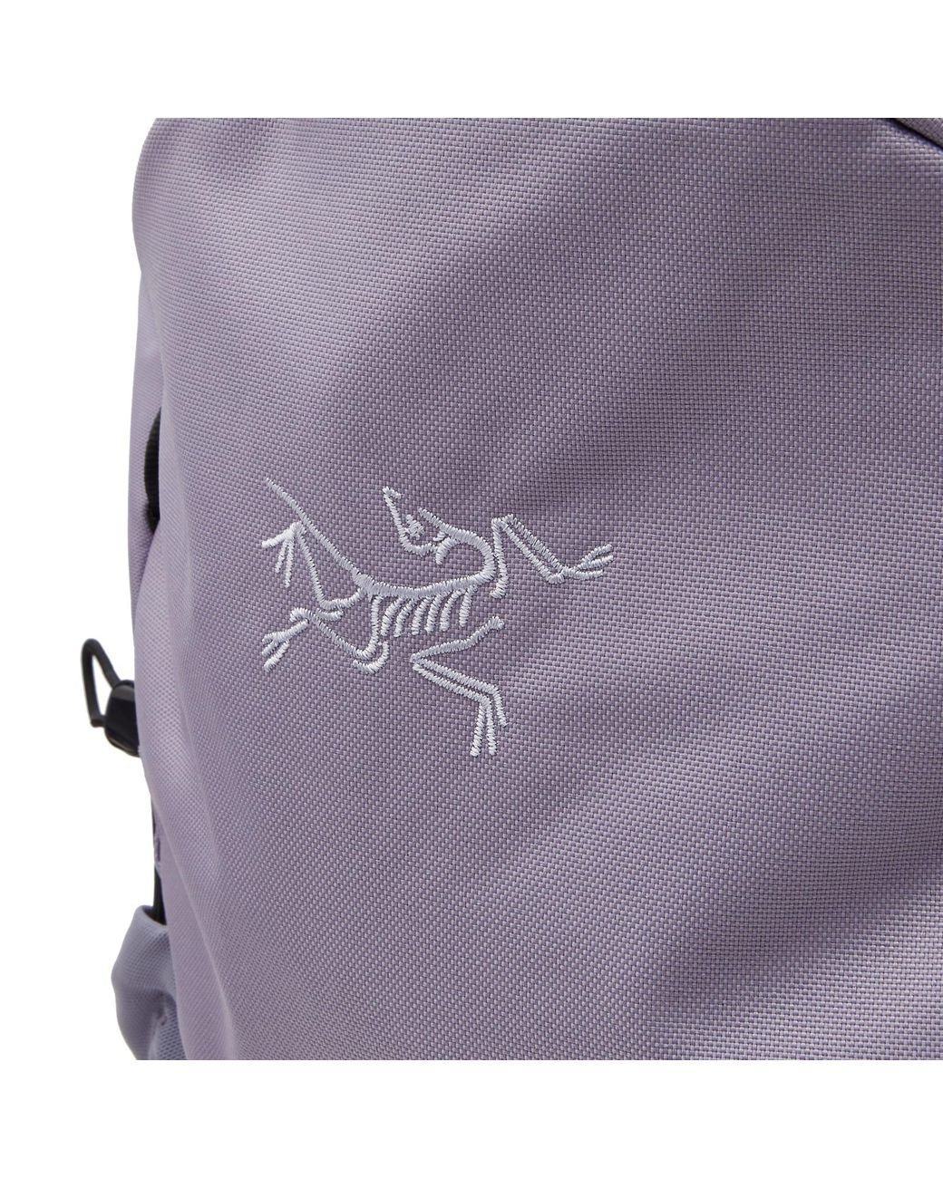 Arc'teryx Mantis 16 Backpack in Purple | Lyst