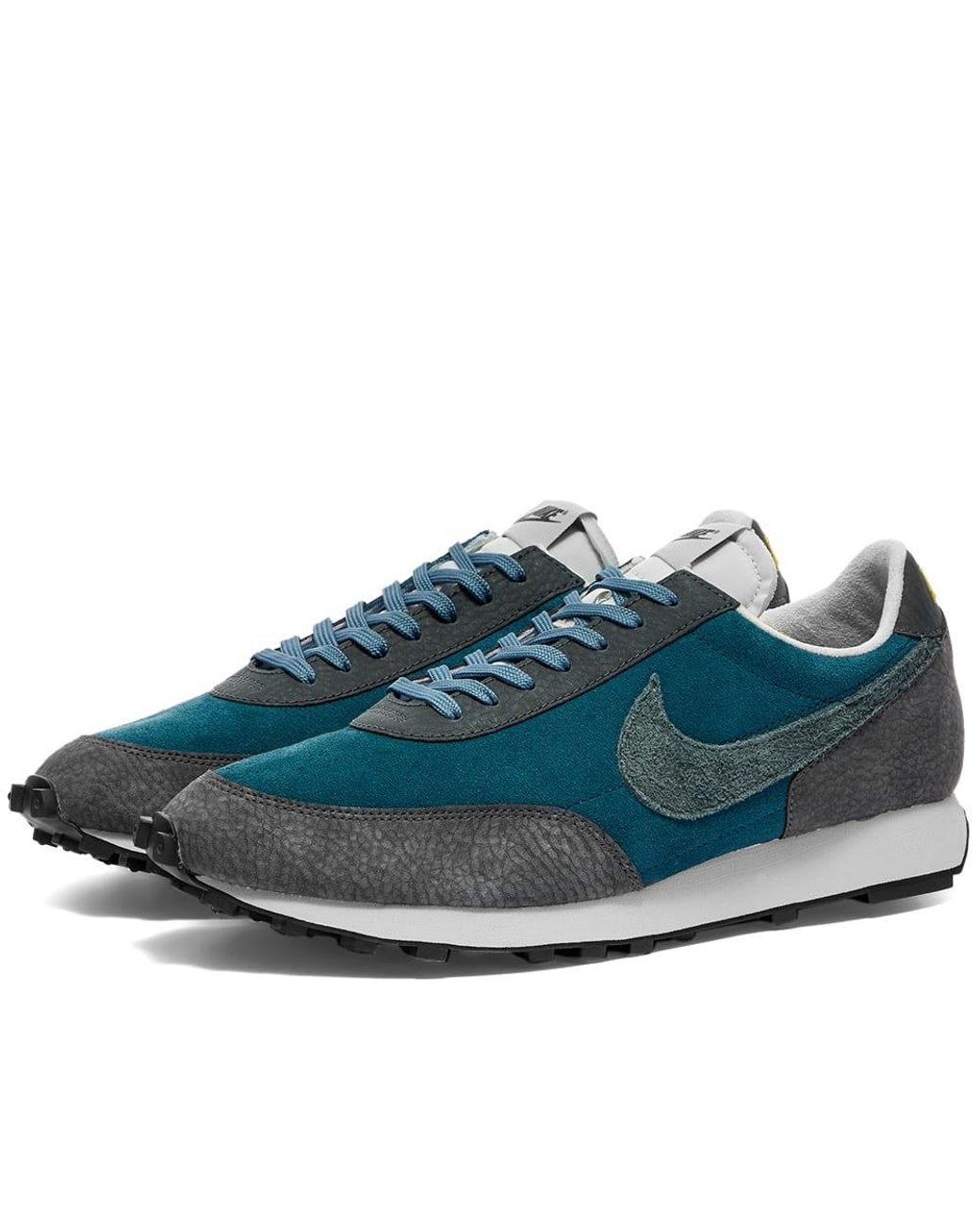 blue nike daybreak