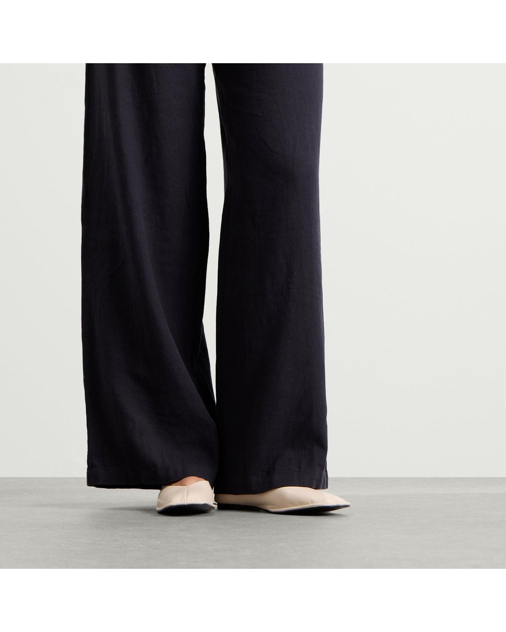Alohas Natural Sway Leather Ballet Flats