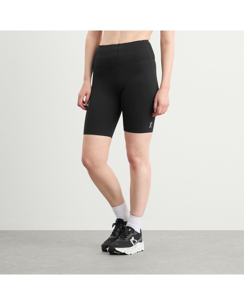 On Shoes Black Train Tights 1/2