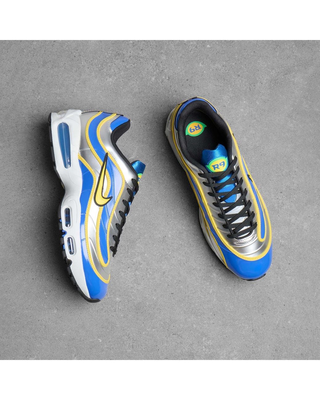 Nike Blue Air Max Joga Bonito R9 Sneaker for men