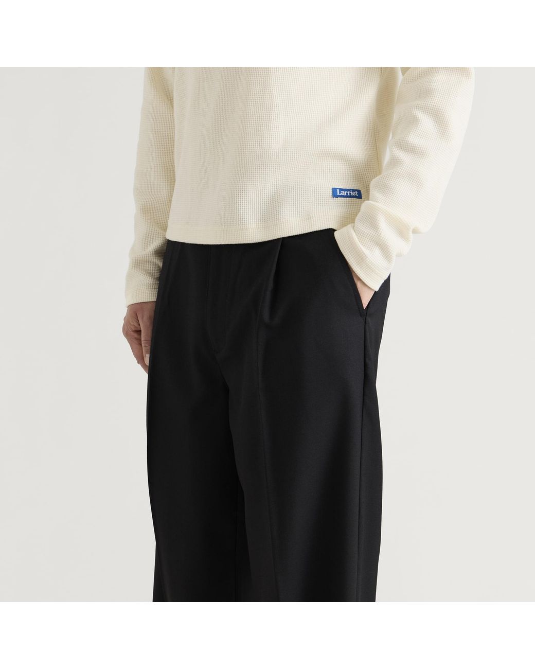 Larriet Black Onder Pleated Trousers for men