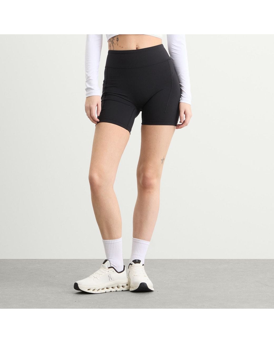 On Shoes Black Performance Tights Short