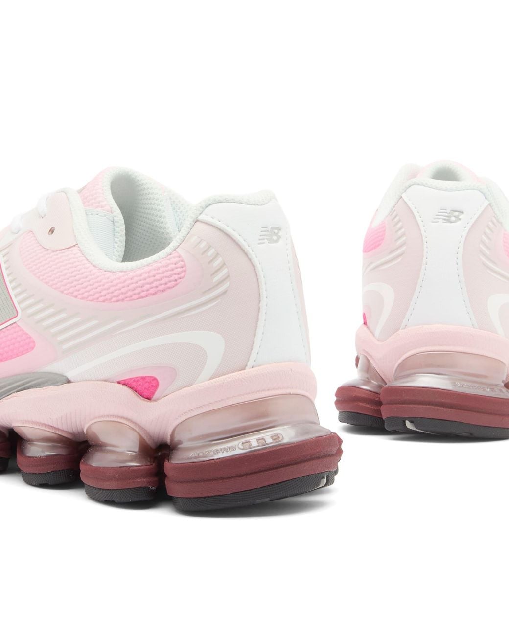 New Balance Pink 2000 Sneaker