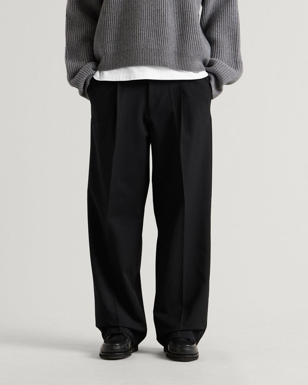 Wax London Piper Wool Blend Pleated Trousers in Black for Men | Lyst