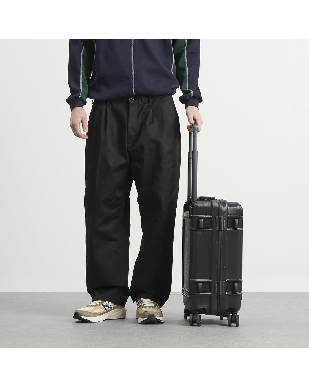 Eastpak Black Resist'R Luggage Case