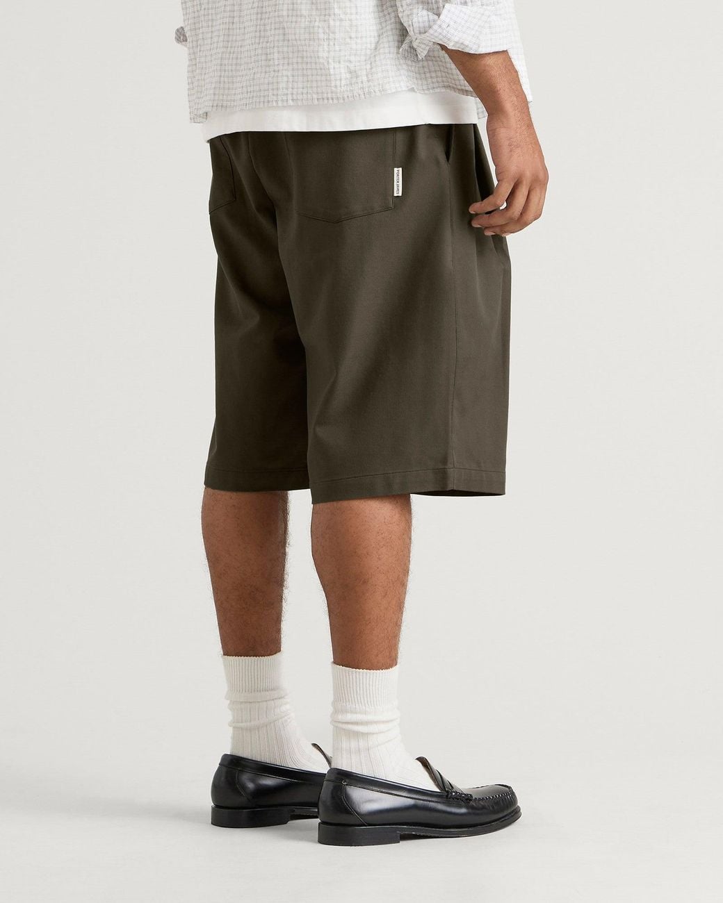 Double Tab Design Porter James Double Pleated Shorts in Green for Men | Lyst