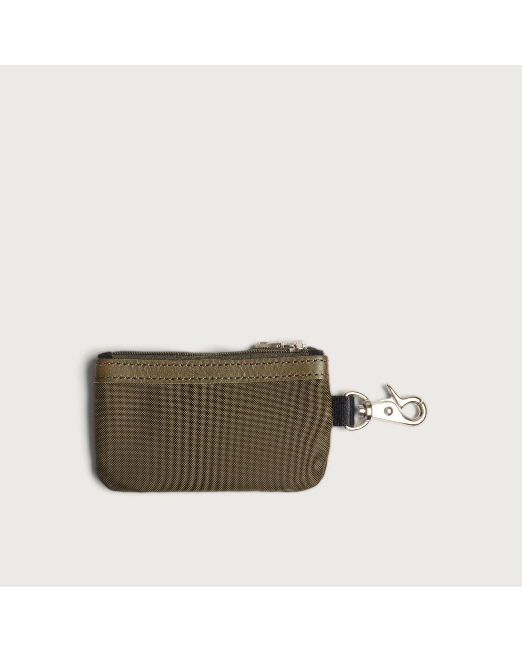 Master Piece Green Smart Pouch