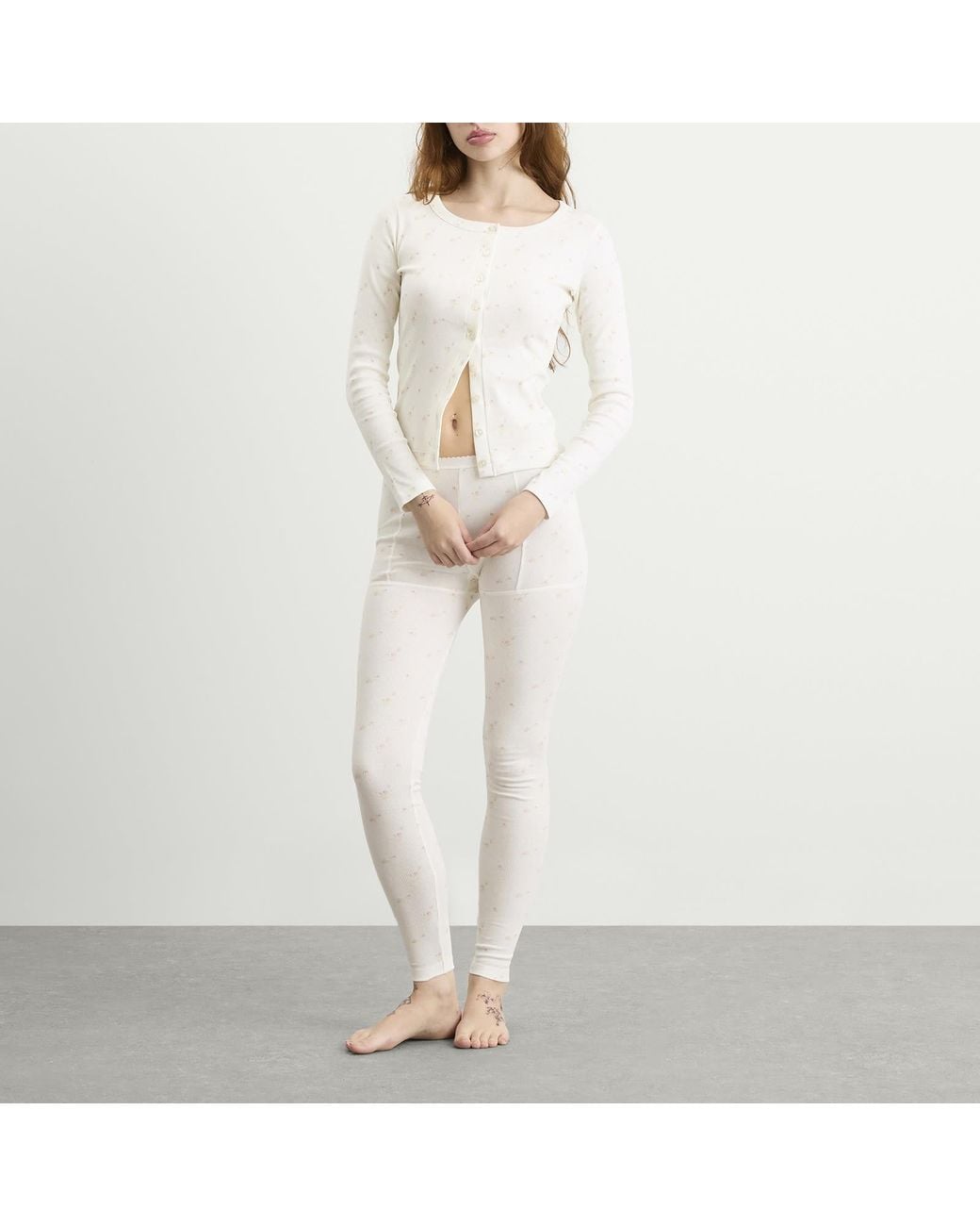 Fruity Booty White Ditsy Floral Legging