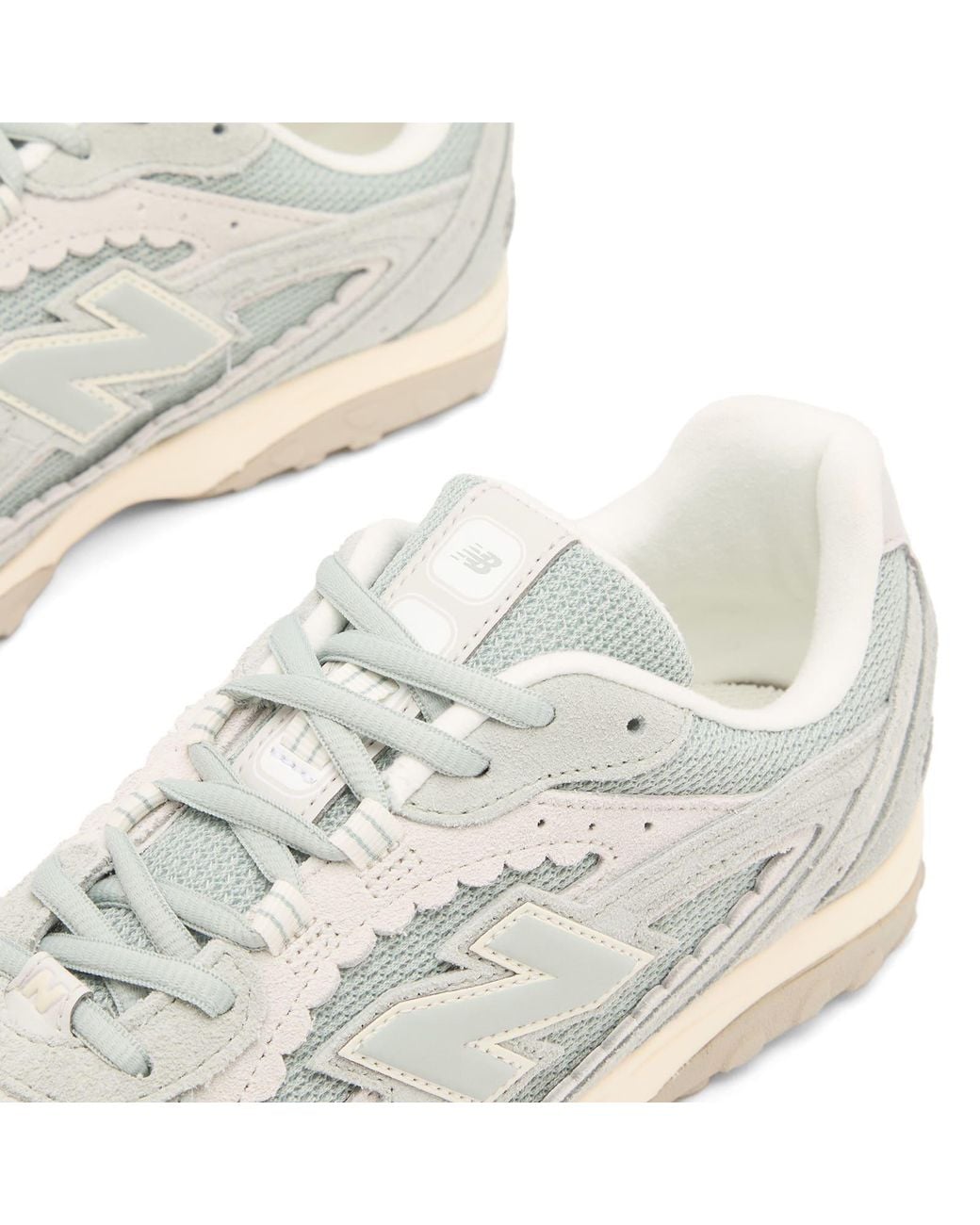 New Balance White 204L Sneaker