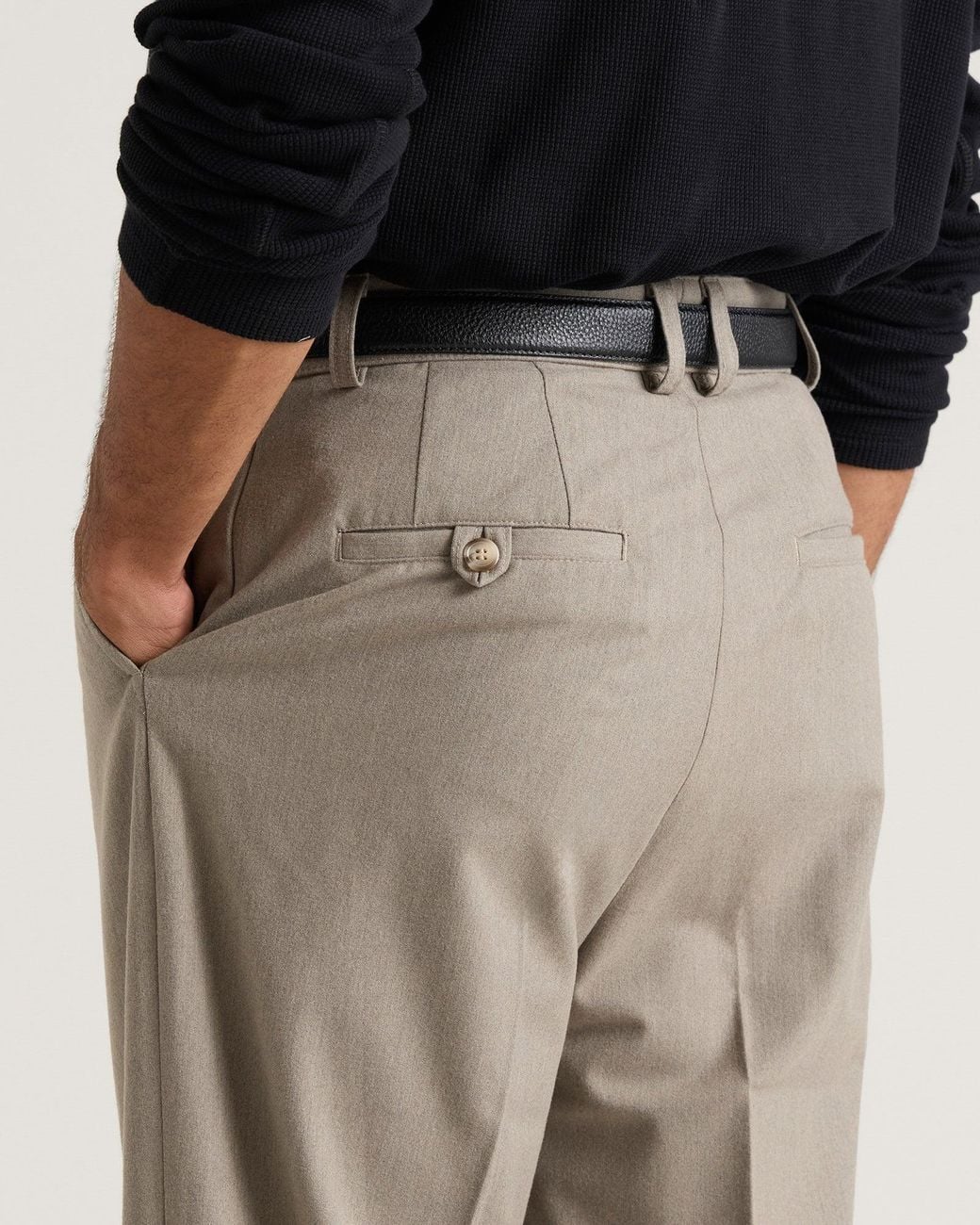 Danny Sizer Daniel Simmons Essential Pleated Trousers in Natural for Men | Lyst