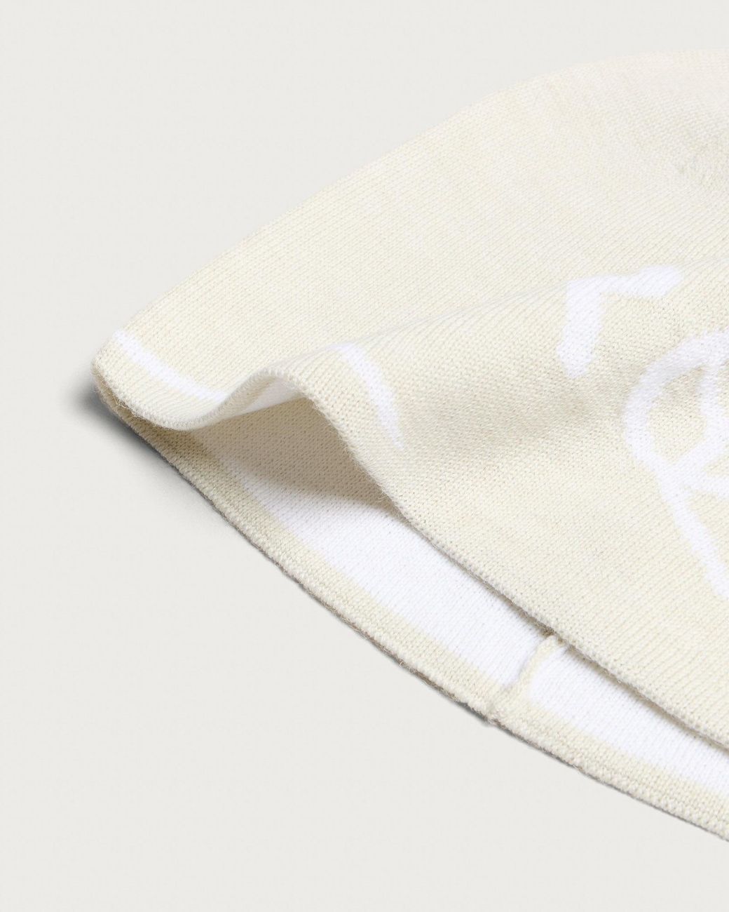 Roa Natural Logo Wool Beanie for men